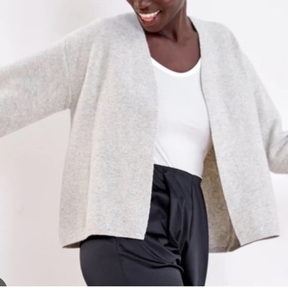 ADAY Sweaters - ADAY Soft Landing Cashmere Wool Jardigan in Grey Size Small